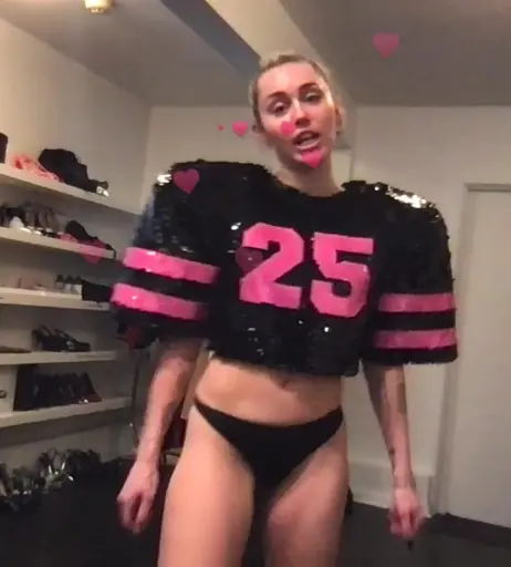 Image 9808879 from Miley Cyrus