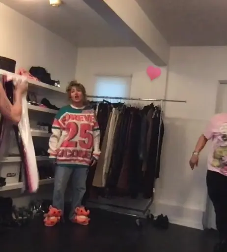 Image 9808864 from Miley Cyrus