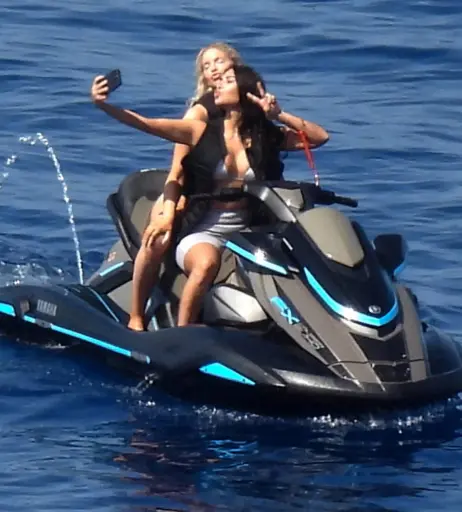 Image 9808702 from Kim Kardashian