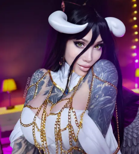 Image 9962752 from Razor Candi