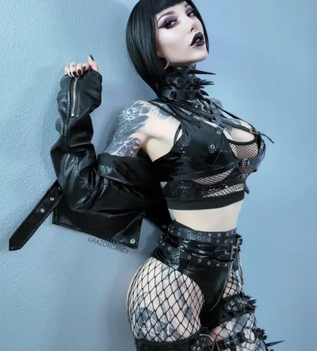 Image 9962774 from Razor Candi