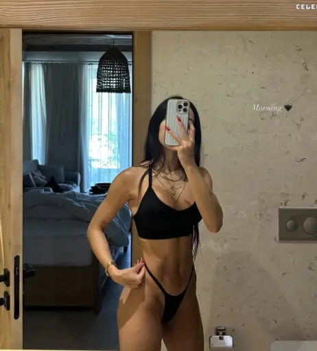 Image 9969280 from Merve Özkan