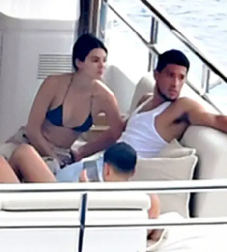 Image 9955405 from Kendall Jenner