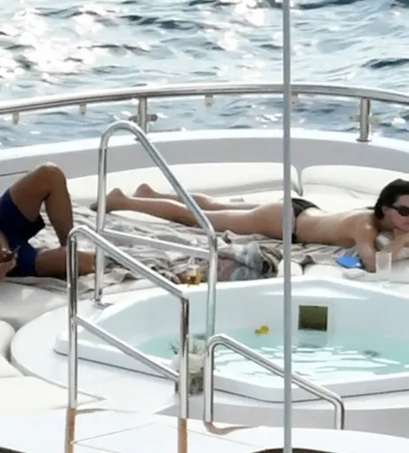 Image 9955365 from Kendall Jenner