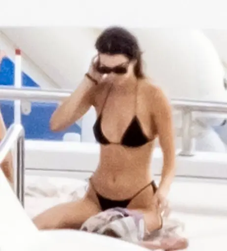 Image 9955364 from Kendall Jenner