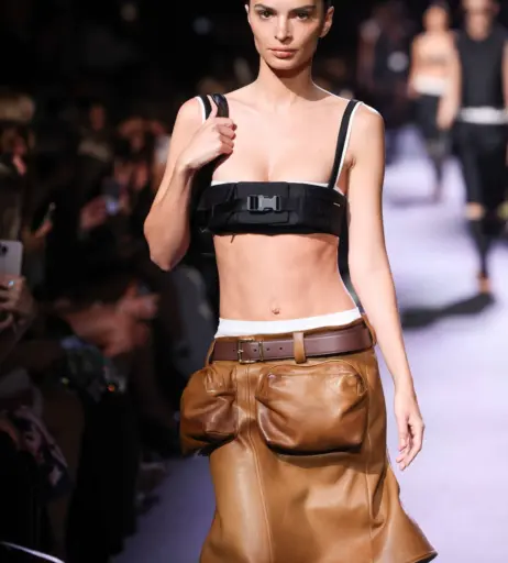 Image 9956348 from Emily Ratajkowski