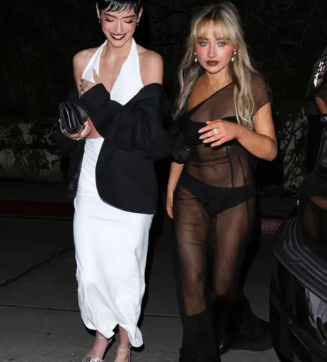 Image 9956930 from Sabrina Carpenter