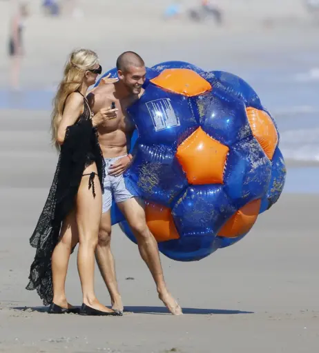 Image 9951580 from Paris Hilton