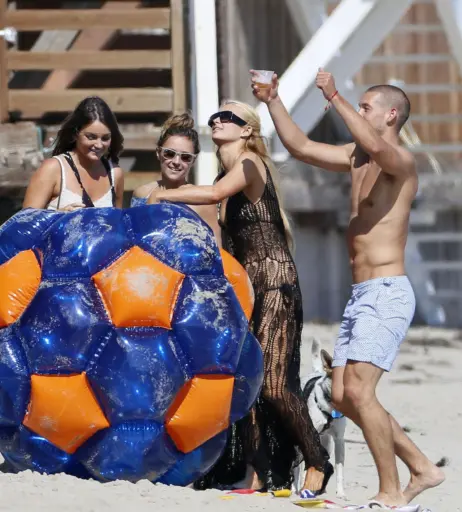 Image 9951579 from Paris Hilton