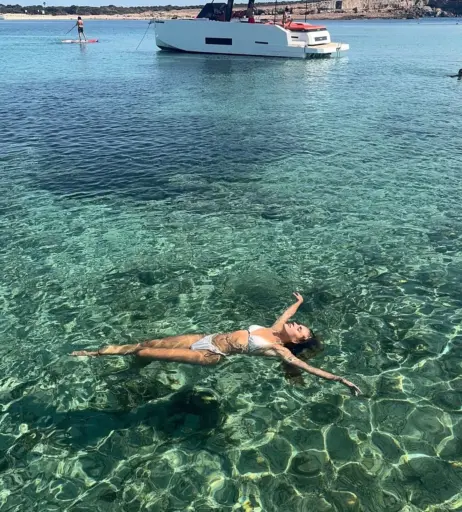 Image 9952747 from Anna von Klinski