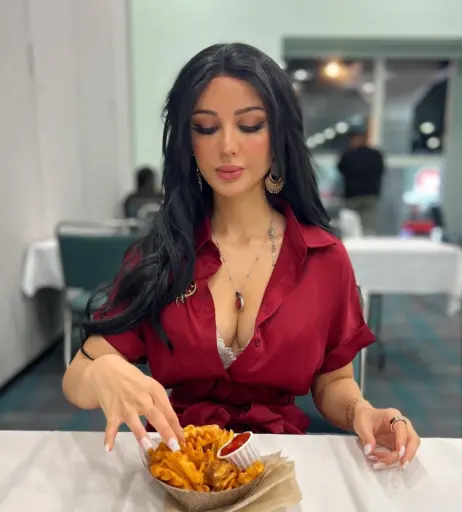 Image 994319 from SSSniperwolf