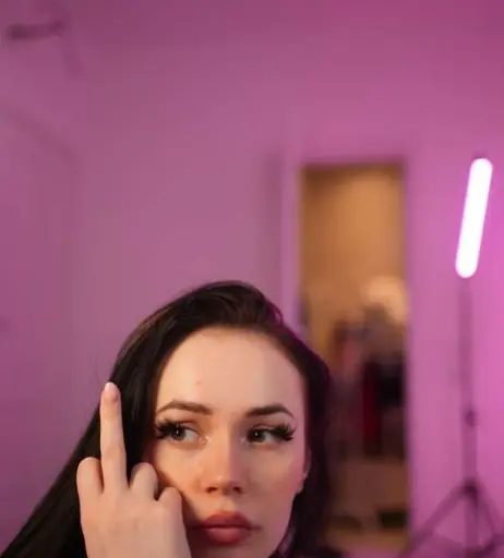 Image 9940686 from lillypilly