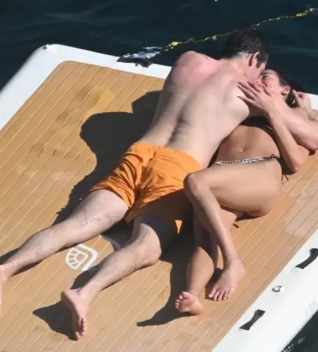 Image 9940112 from Dua Lipa