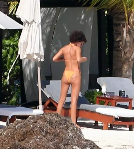 Image 9935678 from Sarah Hyland