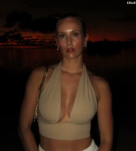 Image 9932883 from fitmitdebbs