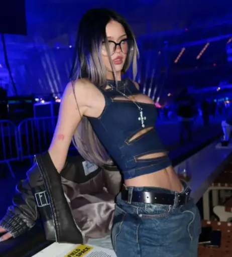 Image 9932873 from Nevaaadaa