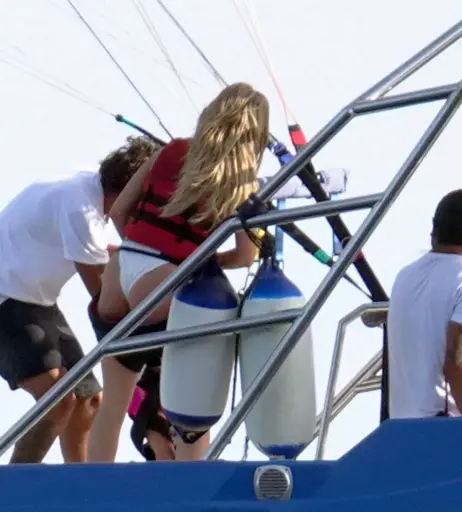 Image 9907588 from Julianne Hough