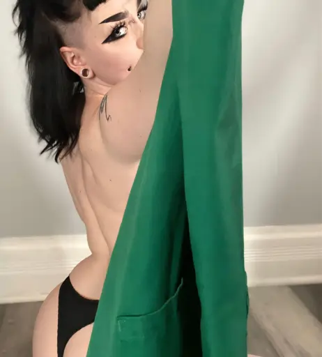 Image 9651572 from 3mb3r