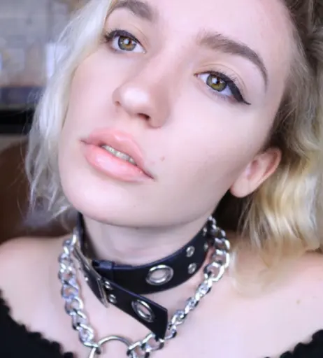 Image 9794618 from Rose ASMR