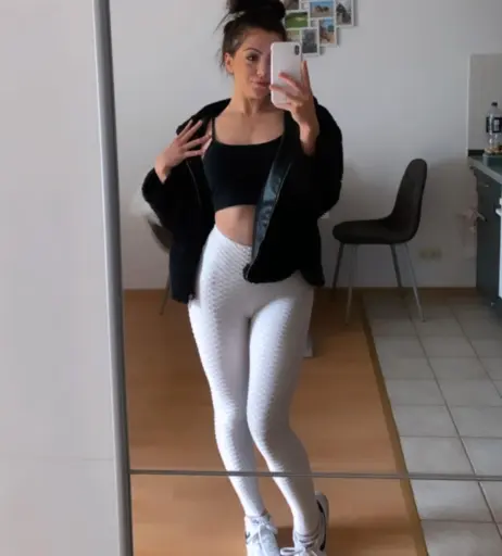 Image 973207 from _fiona.rlt_