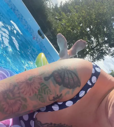 Image 21993178 from ruralhotfox.free