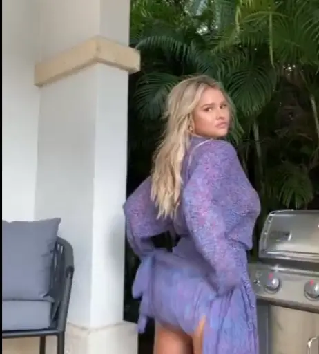 Image 2185672 from Kinsey Wolanski