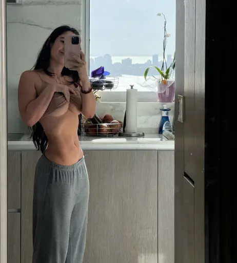 Image 21848543 from Angie Varona