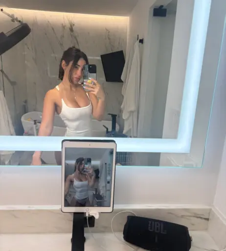 Image 21848636 from Angie Varona
