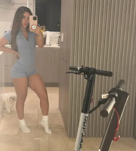 Image 21847411 from Angie Varona