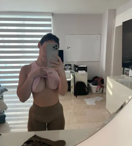 Image 21846709 from Angie Varona