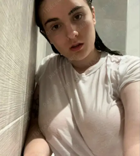 Image 21750521 from Chi With A C (Lucia Keskin)