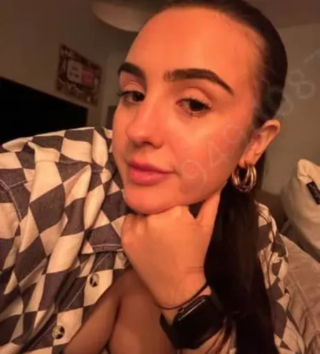Image 21750573 from Chi With A C (Lucia Keskin)