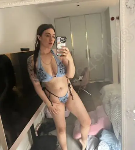 Image 21750628 from Chi With A C (Lucia Keskin)