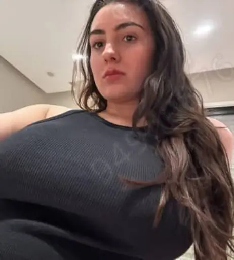 Image 21750618 from Chi With A C (Lucia Keskin)