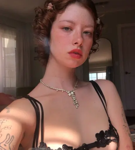 Image 21742081 from francesfarmer420 | contrachloe | Chloe Woodard