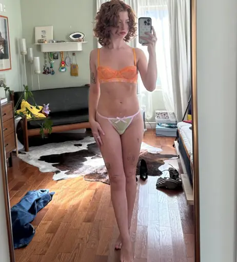 Image 21742299 from francesfarmer420 | contrachloe | Chloe Woodard