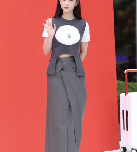Image 21710000 from Haerin / NewJeans