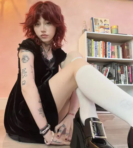 Image 21735533 from Kailee Morgue