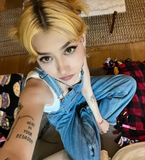 Image 21735440 from Kailee Morgue