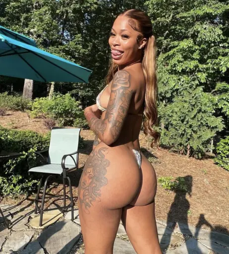 Image 21736232 from Official_liyahhh / missnaturalbby / thepollygirls