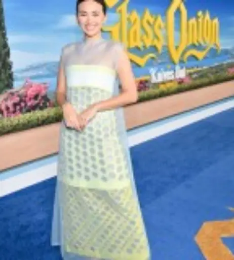 Image 21707693 from Jessica Yu Li Henwick