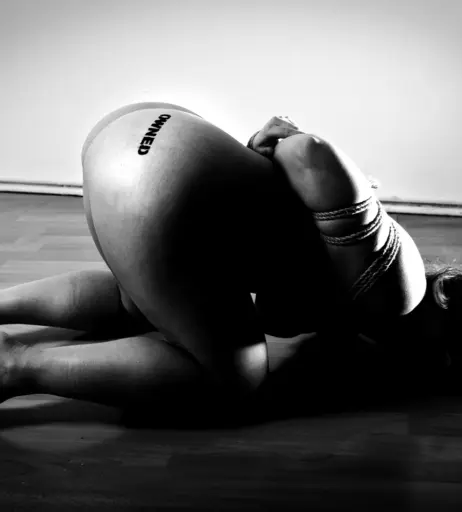 Image 2152771 from Calvato Photography - Patreon