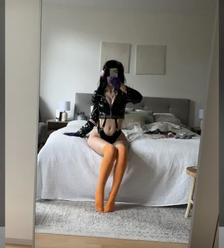 Image 2152010 from Bellaraee