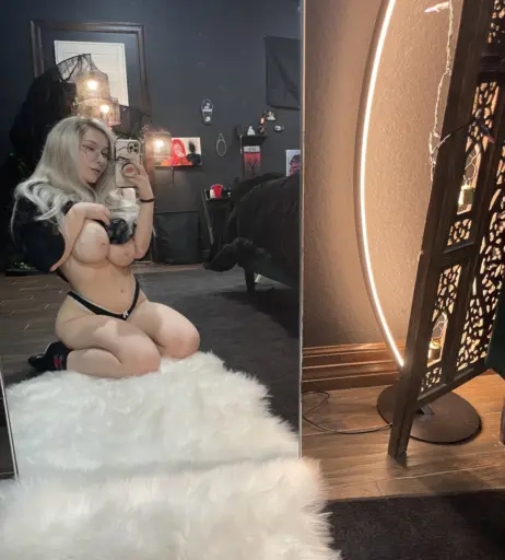 Image 2146398 from bigtittygothegg