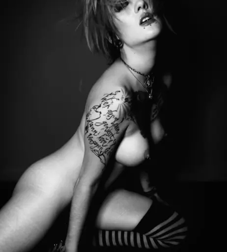 Image 2143347 from Calvato Photography - Patreon