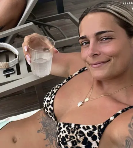 Image 2135975 from Dinah Eckerle