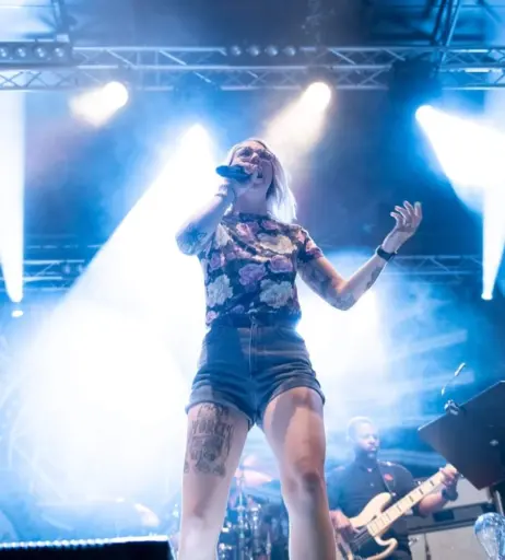 Image 2136805 from Stefanie Heinzmann