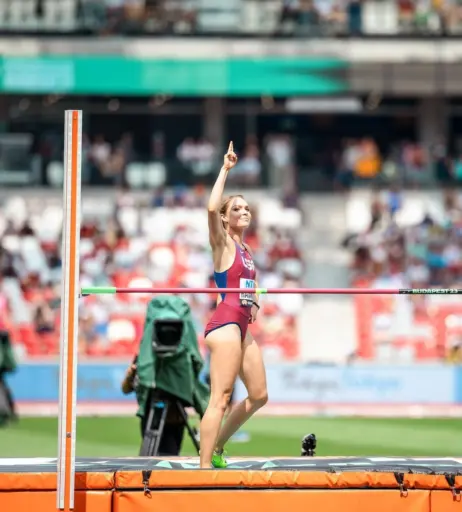 Image 2136628 from Chari Hawkins