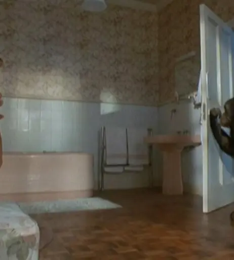 Image 2136128 from Elisabeth Shue