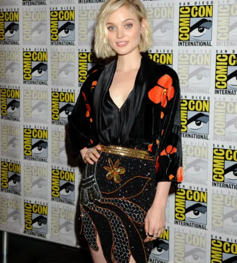 Image 2131803 from Bella Heathcote